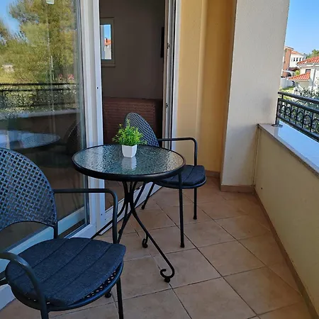 Kovacicek 3 Lägenhet Biograd Na Moru