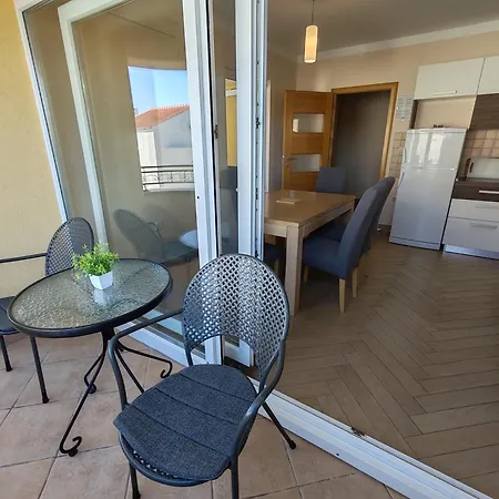 Kovacicek 3 * Biograd Na Moru